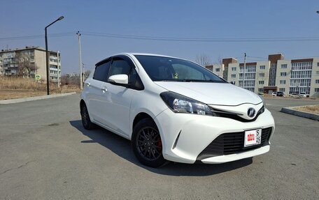 Toyota Vitz, 2015 год, 800 000 рублей, 3 фотография