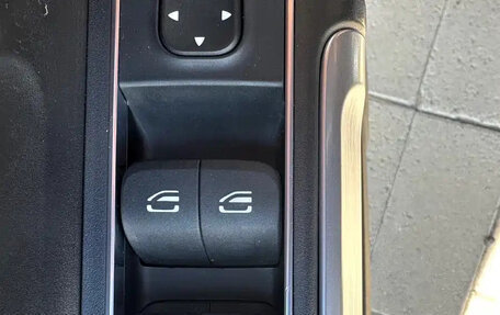 Mercedes-Benz GLB, 2022 год, 2 222 069 рублей, 9 фотография