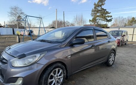 Hyundai Solaris II рестайлинг, 2012 год, 650 000 рублей, 2 фотография