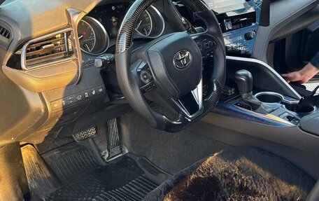 Toyota Camry, 2021 год, 3 000 000 рублей, 5 фотография