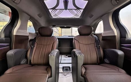 Toyota Sienna, 2024 год, 8 500 000 рублей, 9 фотография