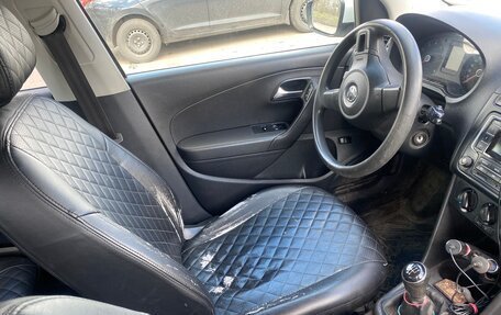 Volkswagen Polo VI (EU Market), 2014 год, 700 000 рублей, 7 фотография