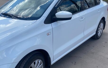 Volkswagen Polo VI (EU Market), 2014 год, 700 000 рублей, 4 фотография