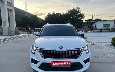 Skoda Kodiaq I, 2023 год, 2 940 777 рублей, 2 фотография