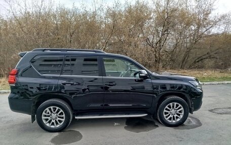 Toyota Land Cruiser Prado 150 рестайлинг 2, 2018 год, 4 750 000 рублей, 5 фотография