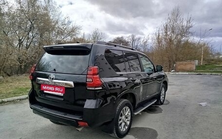 Toyota Land Cruiser Prado 150 рестайлинг 2, 2018 год, 4 750 000 рублей, 4 фотография