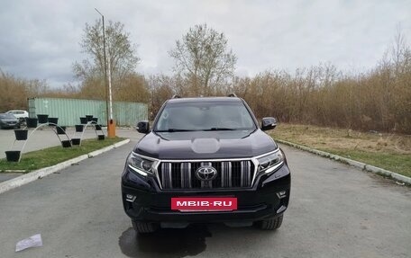 Toyota Land Cruiser Prado 150 рестайлинг 2, 2018 год, 4 750 000 рублей, 2 фотография