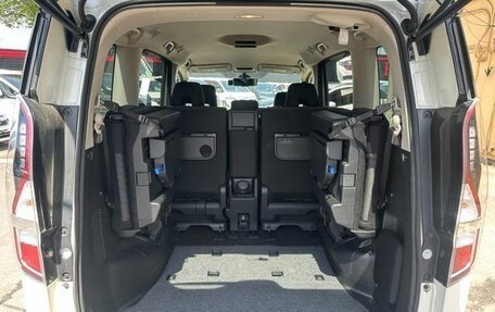 Nissan Serena IV, 2022 год, 1 742 005 рублей, 11 фотография