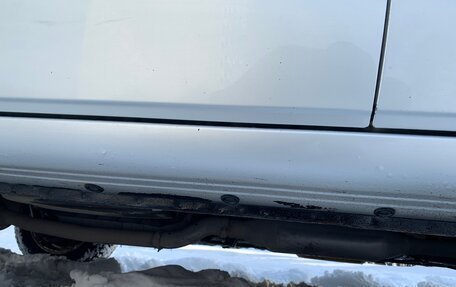 Toyota Ipsum II, 2002 год, 890 000 рублей, 26 фотография