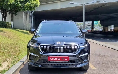 Skoda Kodiaq I, 2023 год, 2 950 777 рублей, 2 фотография