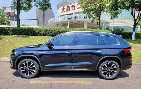 Skoda Kodiaq I, 2023 год, 2 950 777 рублей, 5 фотография