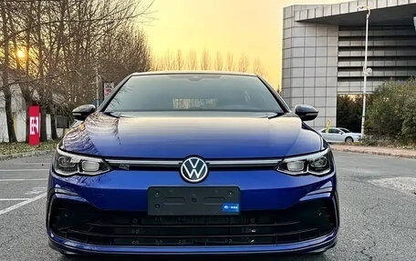Volkswagen Golf VIII, 2022 год, 1 570 004 рублей, 2 фотография