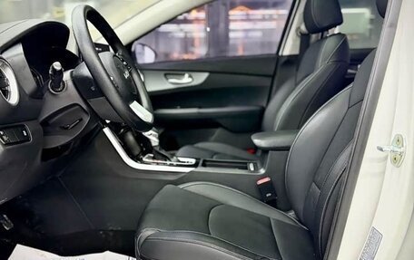 KIA K3, 2021 год, 1 320 000 рублей, 21 фотография