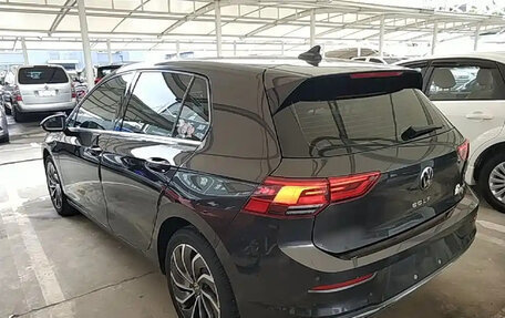 Volkswagen Golf VIII, 2022 год, 1 550 000 рублей, 4 фотография