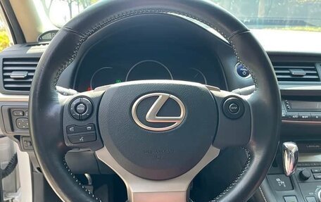 Lexus CT I рестайлинг, 2021 год, 1 990 000 рублей, 9 фотография