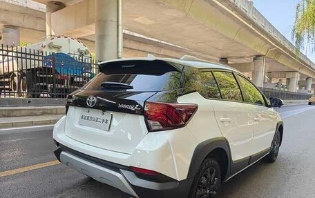 Toyota Yaris XP150 рестайлинг, 2022 год, 970 007 рублей, 4 фотография