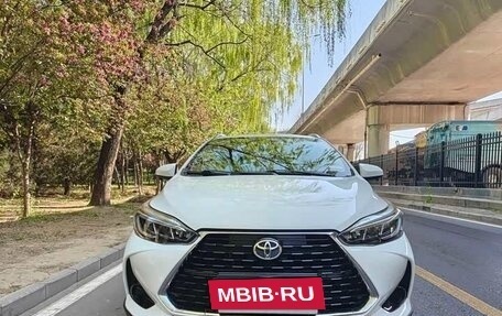 Toyota Yaris XP150 рестайлинг, 2022 год, 970 007 рублей, 3 фотография