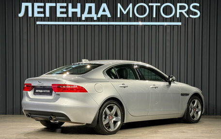 Jaguar XE I рестайлинг, 2018 год, 2 500 000 рублей, 4 фотография