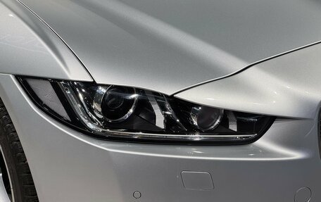 Jaguar XE I рестайлинг, 2018 год, 2 500 000 рублей, 7 фотография