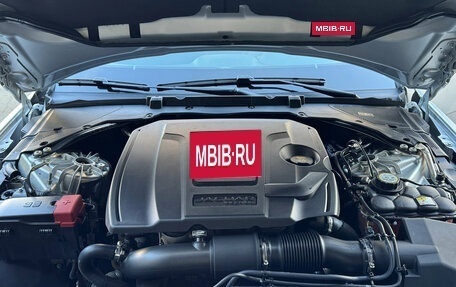 Jaguar XE I рестайлинг, 2018 год, 2 500 000 рублей, 33 фотография