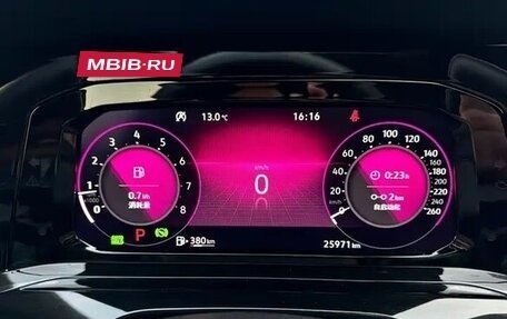 Volkswagen Golf VIII, 2022 год, 1 620 004 рублей, 14 фотография