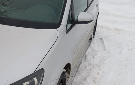 Volkswagen Touran III, 2011 год, 1 050 000 рублей, 7 фотография