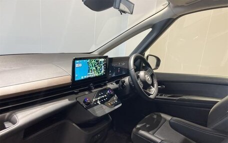 Nissan Serena, 2022 год, 2 070 005 рублей, 5 фотография