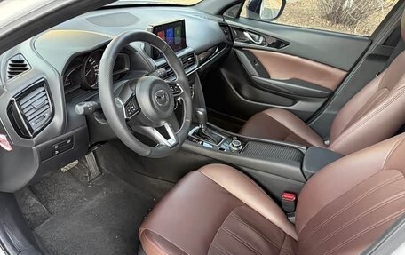 Mazda CX-4, 2023 год, 1 750 007 рублей, 9 фотография