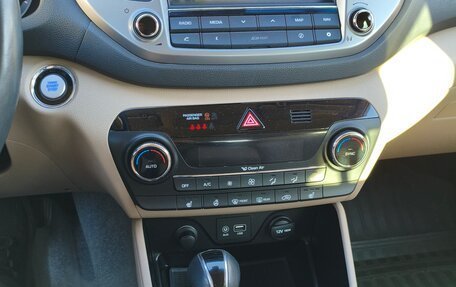Hyundai Tucson III, 2016 год, 2 200 000 рублей, 16 фотография