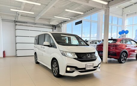 Honda Stepwgn IV, 2015 год, 1 699 000 рублей, 8 фотография