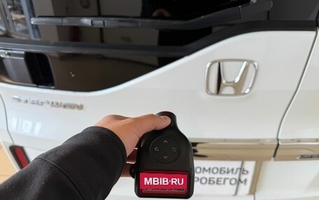 Honda Stepwgn IV, 2015 год, 1 699 000 рублей, 25 фотография