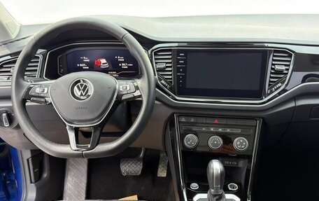 Volkswagen T-Roc I, 2021 год, 1 610 605 рублей, 12 фотография