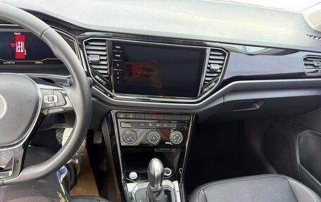 Volkswagen T-Roc I, 2021 год, 1 610 605 рублей, 11 фотография