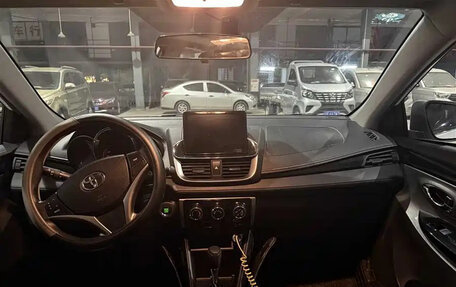 Toyota Yaris XP150 рестайлинг, 2022 год, 1 300 000 рублей, 6 фотография