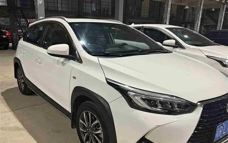 Toyota Yaris XP150 рестайлинг, 2022 год, 1 300 000 рублей, 3 фотография