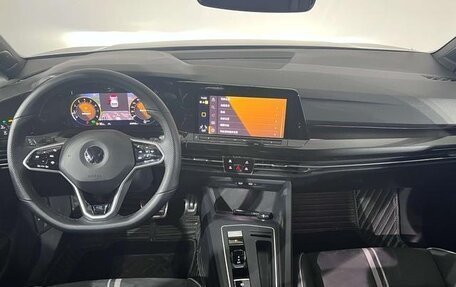 Volkswagen Golf VIII, 2023 год, 1 802 605 рублей, 11 фотография