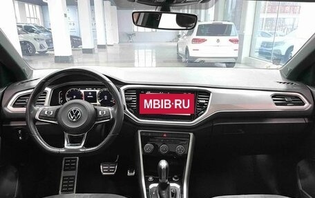 Volkswagen T-Roc I, 2022 год, 1 596 605 рублей, 9 фотография