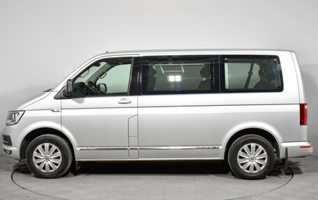 Volkswagen Caravelle T6 рестайлинг, 2018 год, 2 580 000 рублей, 8 фотография