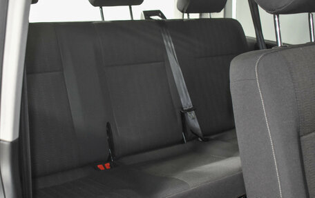 Volkswagen Caravelle T6 рестайлинг, 2018 год, 2 580 000 рублей, 12 фотография