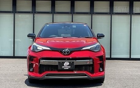 Toyota C-HR I рестайлинг, 2022 год, 1 450 000 рублей, 1 фотография