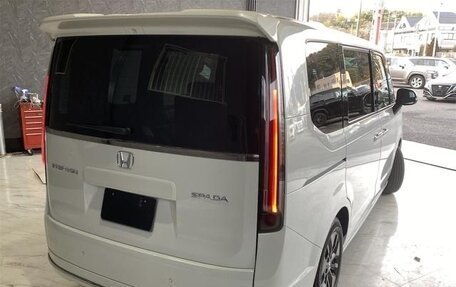 Honda Stepwgn, 2023 год, 2 401 000 рублей, 8 фотография