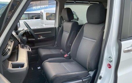 Honda Stepwgn IV, 2017 год, 1 510 000 рублей, 12 фотография