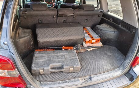 Toyota Kluger I, 2004 год, 980 000 рублей, 7 фотография