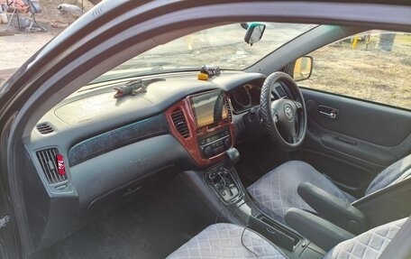 Toyota Kluger I, 2004 год, 980 000 рублей, 5 фотография