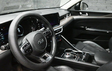 KIA K5, 2020 год, 2 235 000 рублей, 16 фотография