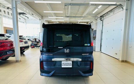 Honda Stepwgn IV, 2021 год, 2 249 000 рублей, 5 фотография