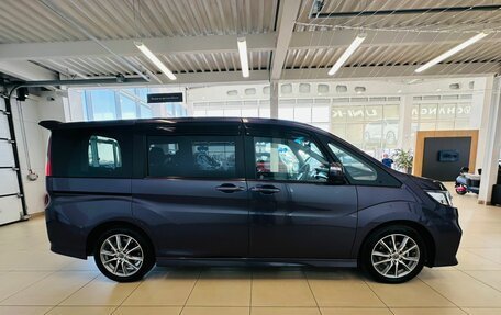 Honda Stepwgn IV, 2021 год, 2 249 000 рублей, 7 фотография