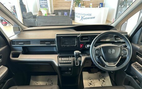 Honda Stepwgn IV, 2021 год, 2 249 000 рублей, 16 фотография