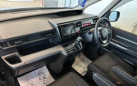 Honda Stepwgn IV, 2021 год, 2 249 000 рублей, 13 фотография