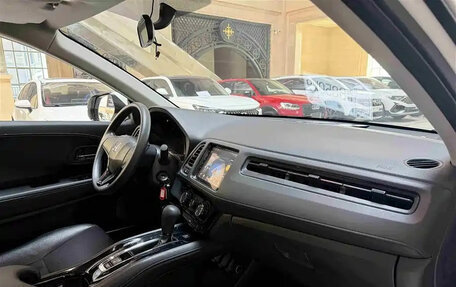 Honda Vezel, 2022 год, 1 540 000 рублей, 11 фотография